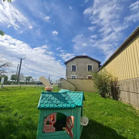 Tatil Evi Familial Et Equipe A La Campagne Avec Terrasse, Pres De Pont-a-mousson Et De Nombreuses Activites - Fr-1-584-73 Lironville