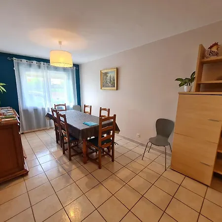 Familial Et Equipe A La Campagne Avec Terrasse, Pres De Pont-a-mousson Et De Nombreuses Activites - Fr-1-584-73 *