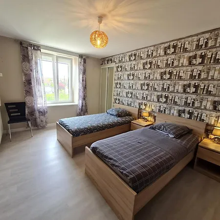 Feriehus Familial Et Equipe A La Campagne Avec Terrasse, Pres De Pont-a-mousson Et De Nombreuses Activites - Fr-1-584-73