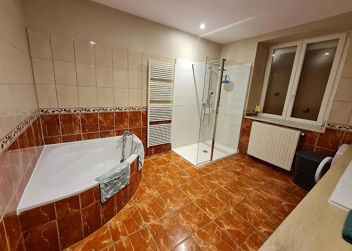 Familial Et Equipe A La Campagne Avec Terrasse, Pres De Pont-a-mousson Et De Nombreuses Activites - Fr-1-584-73 Prázdninový dům