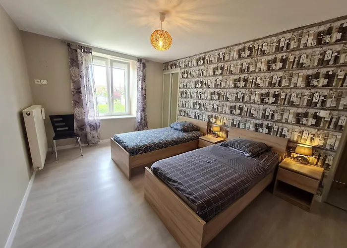 Prázdninový dům Familial Et Equipe A La Campagne Avec Terrasse, Pres De Pont-a-mousson Et De Nombreuses Activites - Fr-1-584-73